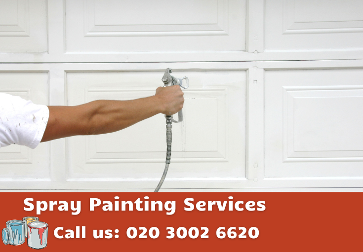 spray painting Notting Hill